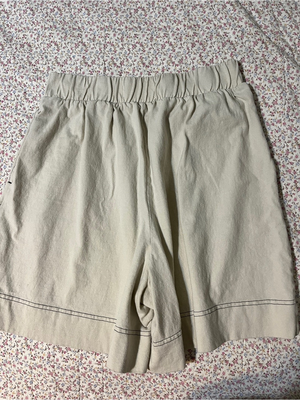 Free People Beach Shorts Light Beige Elastic-Waist Women's. Size Medium - Picture 5 of 5